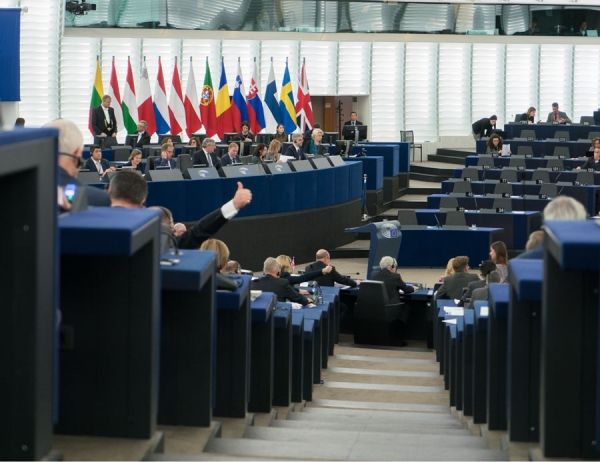 La UE acepta una regulación especial para el transporte en los trabajadores desplazados