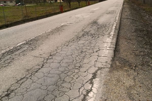 La Asociación Española de la Carretera denuncia el estado "de emergencia" de la red vial 
