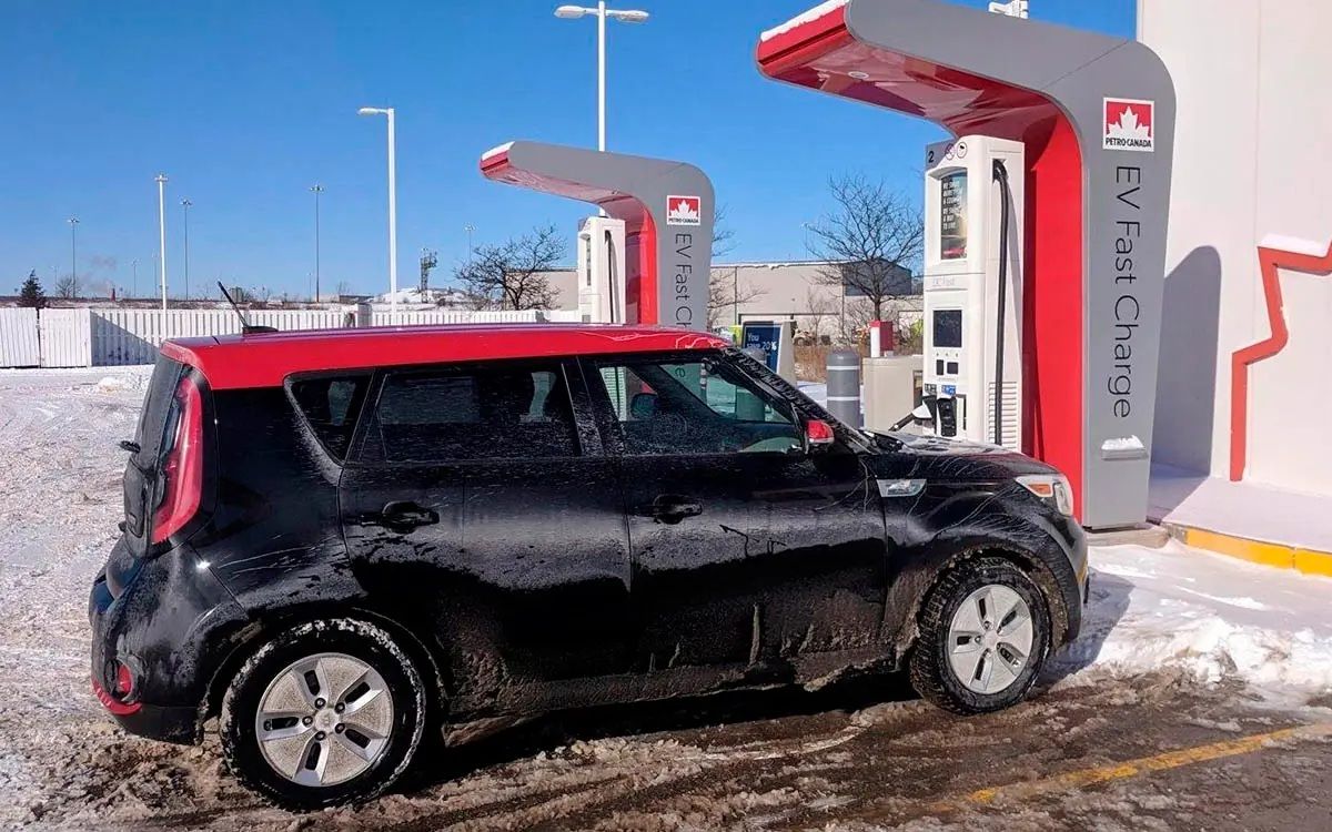 Canadá también dice adiós a los coches de combustión a partir de 2035